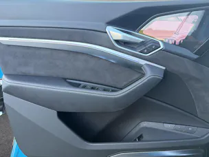 AUDI e-tron 55 Advanced quattro (CH)