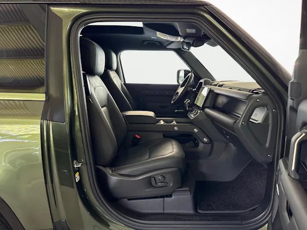 Land Rover Defender 90 3.0 D I6 350 X-Dynamic HSE