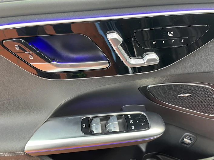 Fahrzeugbild MERCEDES-BENZ C 220