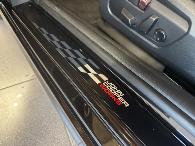 Mini Cabrio F67 2.0i John Cooper Works
