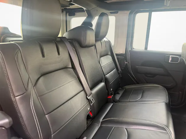 JEEP Wrangler 2.0 Turbo Sahara Unlimited 4xe