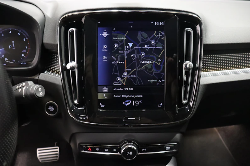 image du véhicule VOLVO XC40