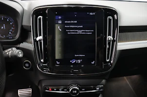 image du véhicule VOLVO XC40 2.0 T5 R-Design AWD