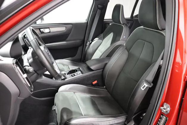Volvo XC40 2.0 T5 R-Design AWD