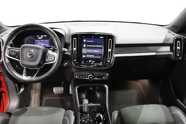 Volvo XC40 2.0 T5 R-Design AWD