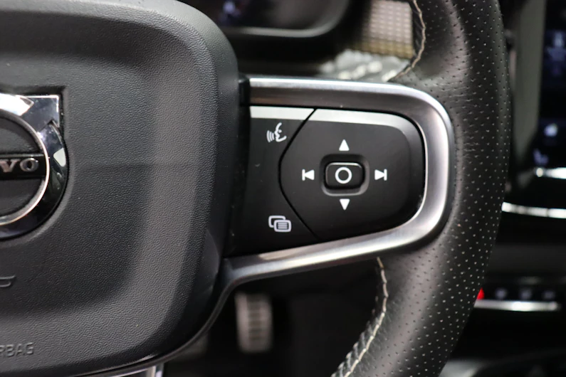 image du véhicule VOLVO XC40