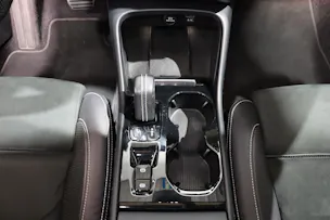 VOLVO XC40 2.0 T5 R-Design AWD