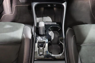 https://vehicle.imgix.net/4382871/fc76fce8-abe2-4f07-b70b-9fc5155ddce9.JPG