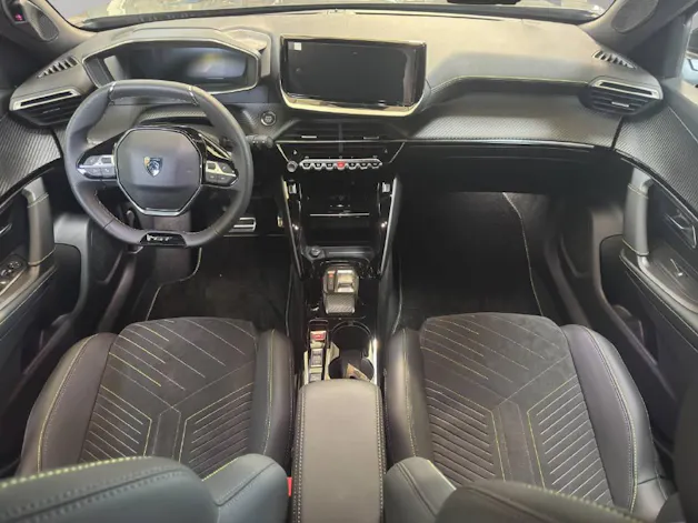 Peugeot 2008 1.2 Hybrid 145 GT