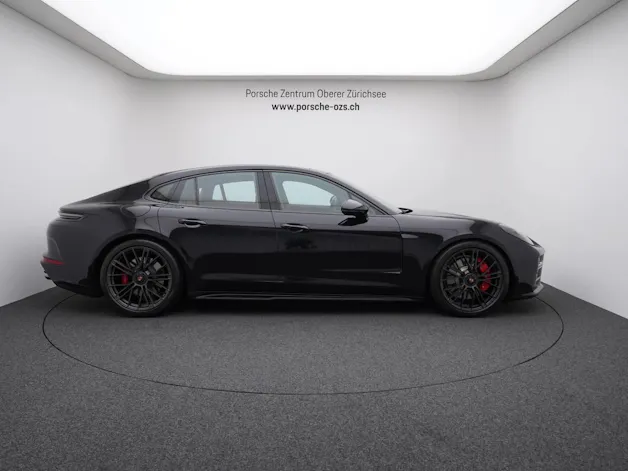 Porsche Panamera GTS