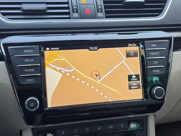 Škoda Superb Combi 2.0 TSI L&K DSG 4x4