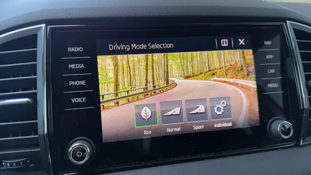 Škoda Karoq 1.6 TDI Smile DSG