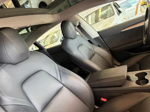 Tesla Model 3 | CH Fahrzeug | Erstbesitz | TOP Gepflegt | Enhanced Autopilot |