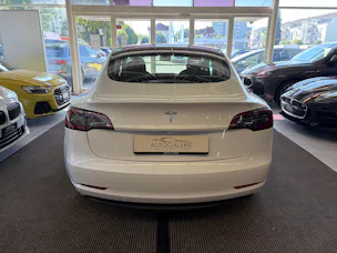 Tesla Model 3 | CH Fahrzeug | Erstbesitz | TOP Gepflegt | Enhanced Autopilot |