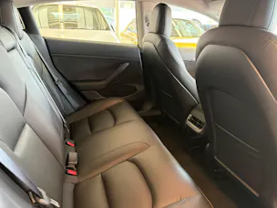 Tesla Model 3 | CH Fahrzeug | Erstbesitz | TOP Gepflegt | Enhanced Autopilot |
