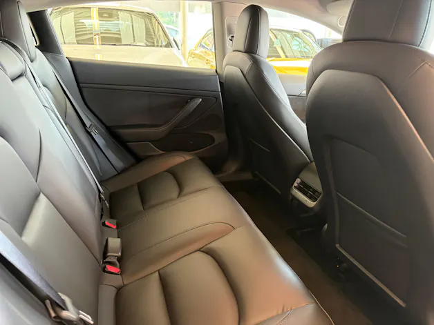 Tesla Model 3 | CH Fahrzeug | Erstbesitz | TOP Gepflegt | Enhanced Autopilot |