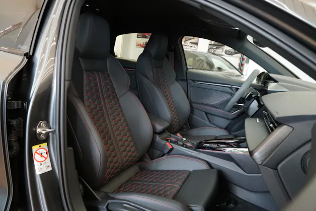 Audi RS3 Limousine 2.5 TSI quattro S-tronic