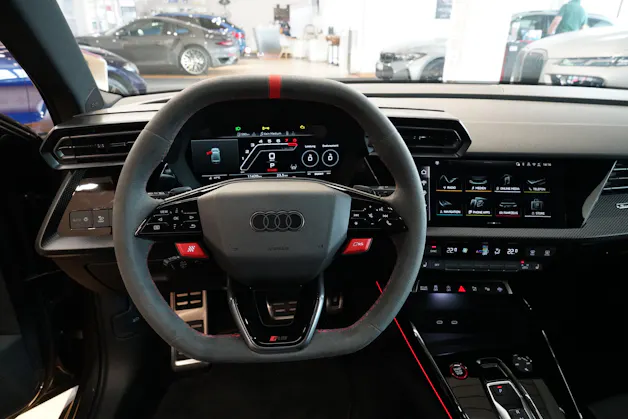 Audi RS3 Limousine 2.5 TSI quattro S-tronic