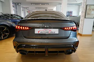 Audi RS3 Limousine 2.5 TSI quattro S-tronic