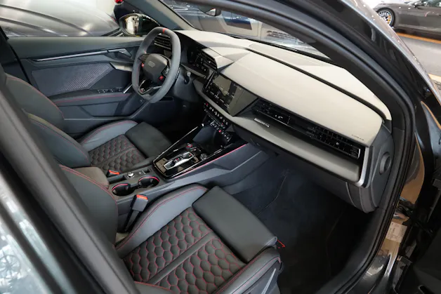 Audi RS3 Limousine 2.5 TSI quattro S-tronic