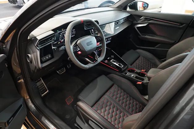 Audi RS3 Limousine 2.5 TSI quattro S-tronic