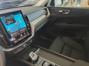 Volvo XC60 T8 eAWD PluginHybrid Ultra Dark Geartronic