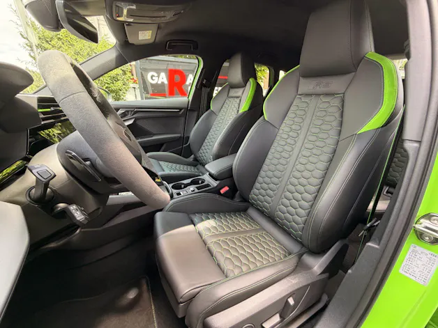 Audi RS3 SPORTBACK 2.5 400 PS TFSI QUATTRO *** TOP AUSSTATTUNG ***