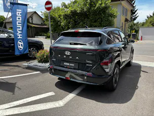 Hyundai Kona EV 65.4 kWh Amplia