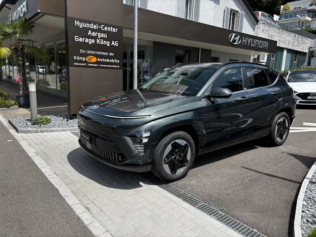 HYUNDAI Kona EV 65.4 kWh Amplia