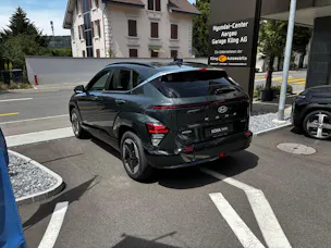 Hyundai Kona EV 65.4 kWh Amplia