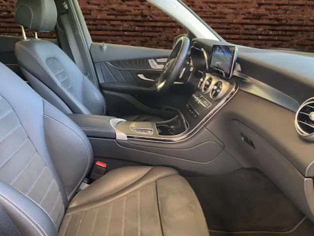 Mercedes-Benz GLC 220 d AMG Line 4Matic