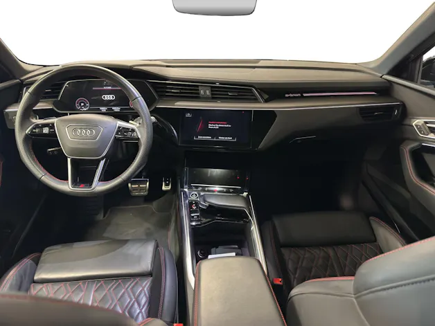AUDI Q8 55 e-tron Black Edition quattro