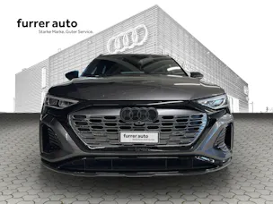 Audi Q8 55 e-tron Black Edition quattro