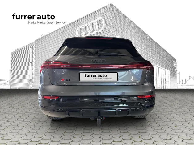 AUDI Q8 55 e-tron Black Edition quattro