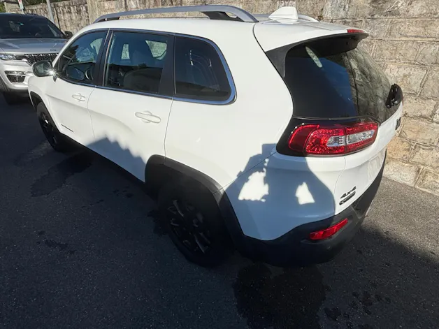 Jeep Cherokee 2.2TD Longitude Sw- Black Ed. AWD 9ATX