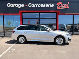 Škoda Octavia Combi 1.5 TSI mHEV DSG Dynamic