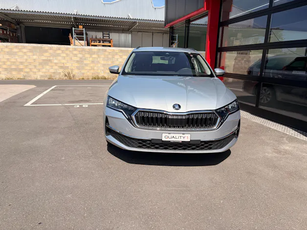 Škoda Octavia Combi 1.5 TSI mHEV DSG Dynamic