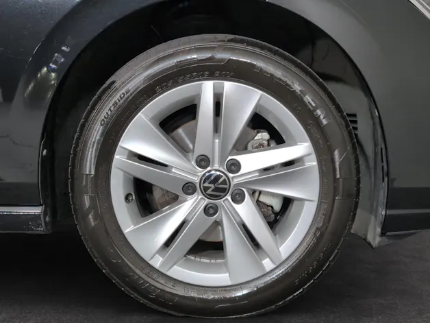 VW Golf Variant 1.5 eTSI mHEV Life