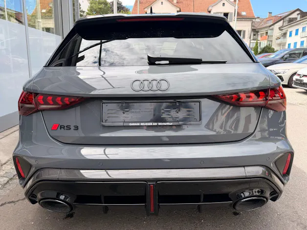 Audi RS3 SPORTBACK 2.5 400 PS TFSI QUATTRO *** RS SCHALENSITZE ***