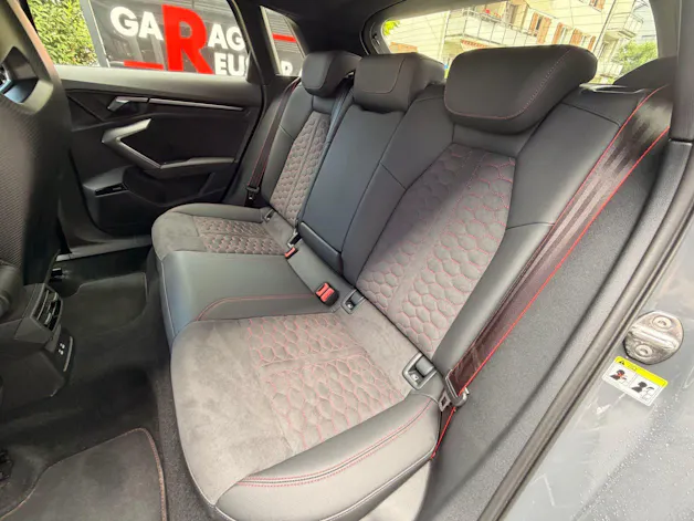 Audi RS3 SPORTBACK 2.5 400 PS TFSI QUATTRO *** RS SCHALENSITZE ***