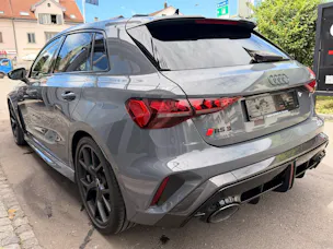 Audi RS3 SPORTBACK 2.5 400 PS TFSI QUATTRO *** RS SCHALENSITZE ***