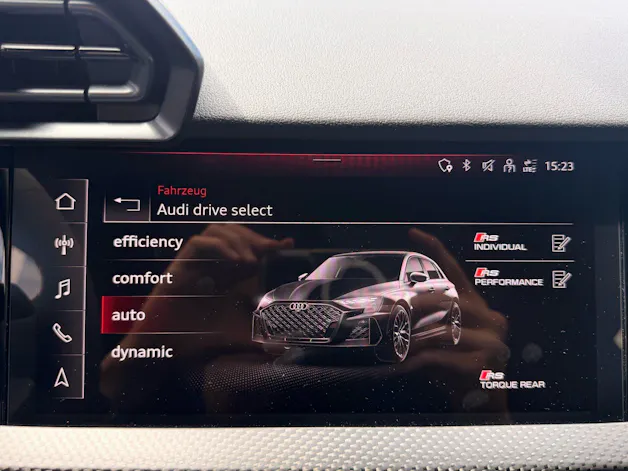 Audi RS3 SPORTBACK 2.5 400 PS TFSI QUATTRO *** RS SCHALENSITZE ***