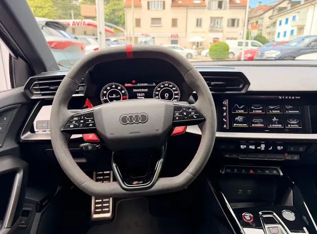 Audi RS3 SPORTBACK 2.5 400 PS TFSI QUATTRO *** RS SCHALENSITZE ***