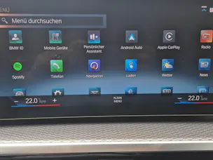 BMW 330e x DriveTouring Steptronic M Sport Pro