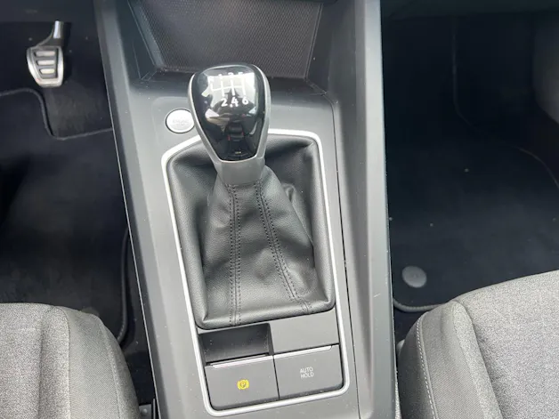VW Golf 1.0 TSI Life