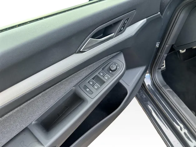VW Golf 1.0 TSI Life
