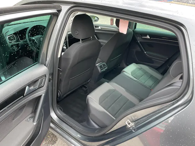 VW Golf 2.0 TDI Highline Swiss Line Limited 4M DSG