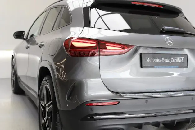 MERCEDES-BENZ GLA 220 4Matic 8G-DCT