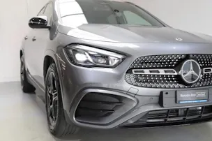 Mercedes-Benz GLA 220 4Matic 8G-DCT