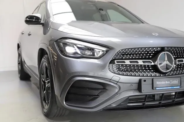 MERCEDES-BENZ GLA 220 4Matic 8G-DCT